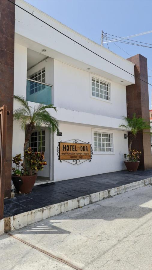 Dna Cancun Hotel Y Posada Kültér fotó